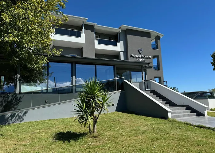 Olympus Diamond Olympiakí Aktí